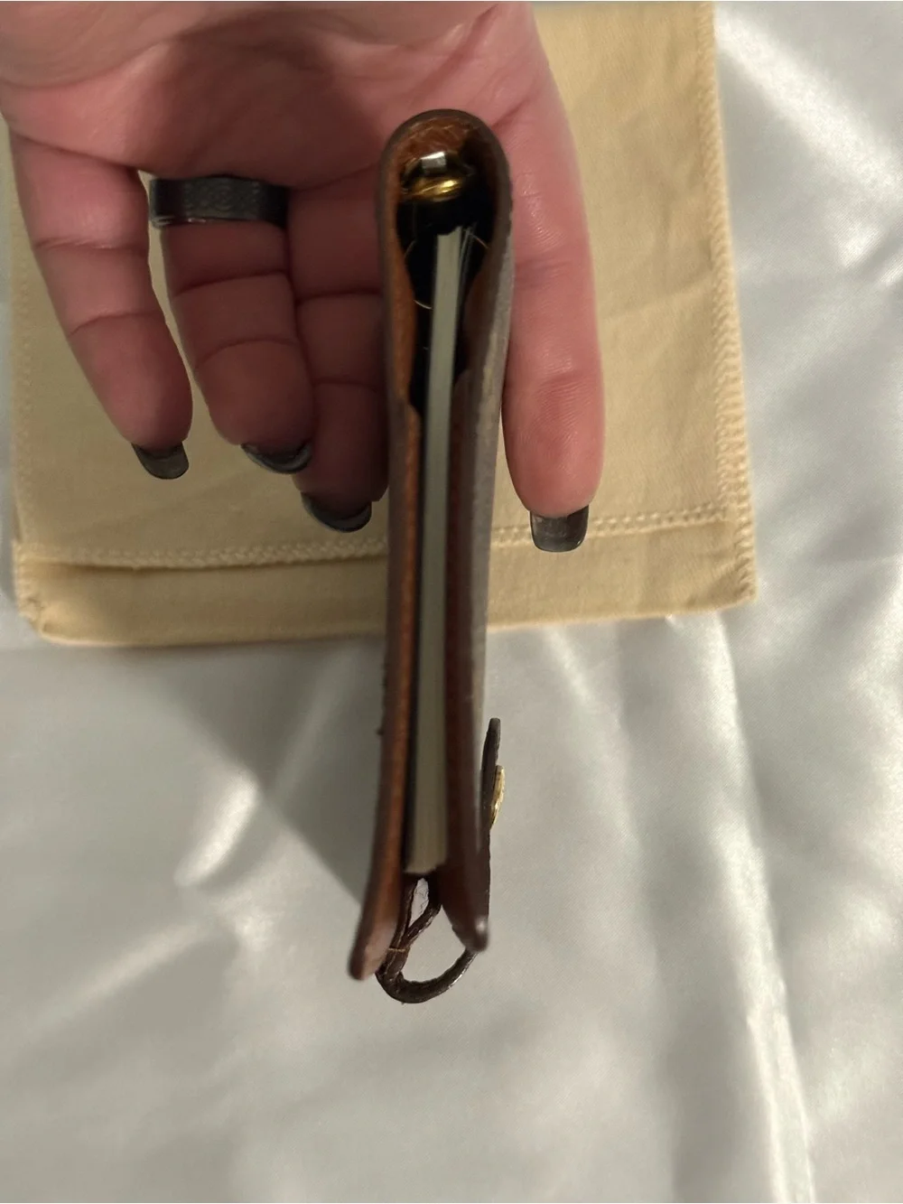 Louis Vuitton Authentic Agenda w/paper in Brown and Gold! With COA & Dust Bag!